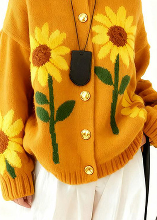 Well Tailored Cardigan with a Graceful Silhouette