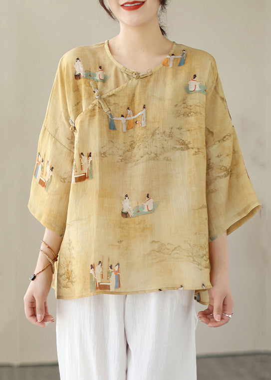Well Tailored Shirt with a Graceful Silhouette