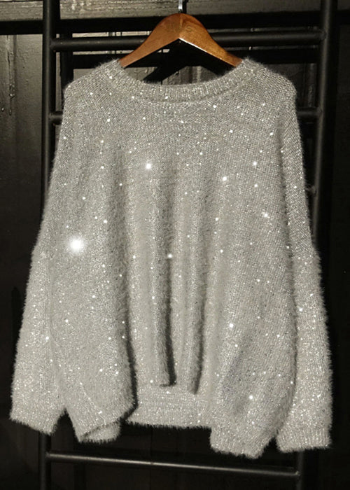 Polished Top with an Effortless Classic Look