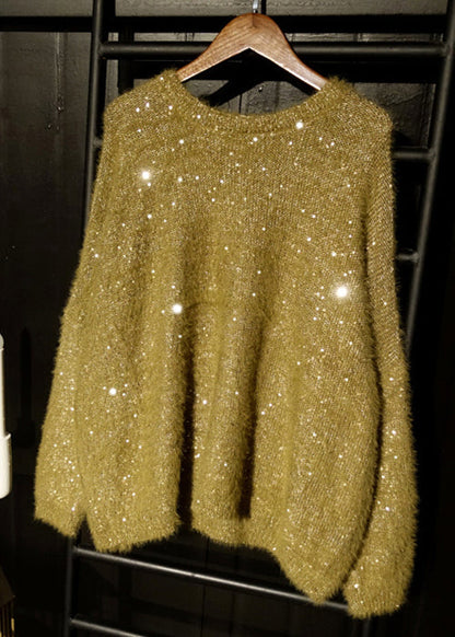 Polished Top with an Effortless Classic Look