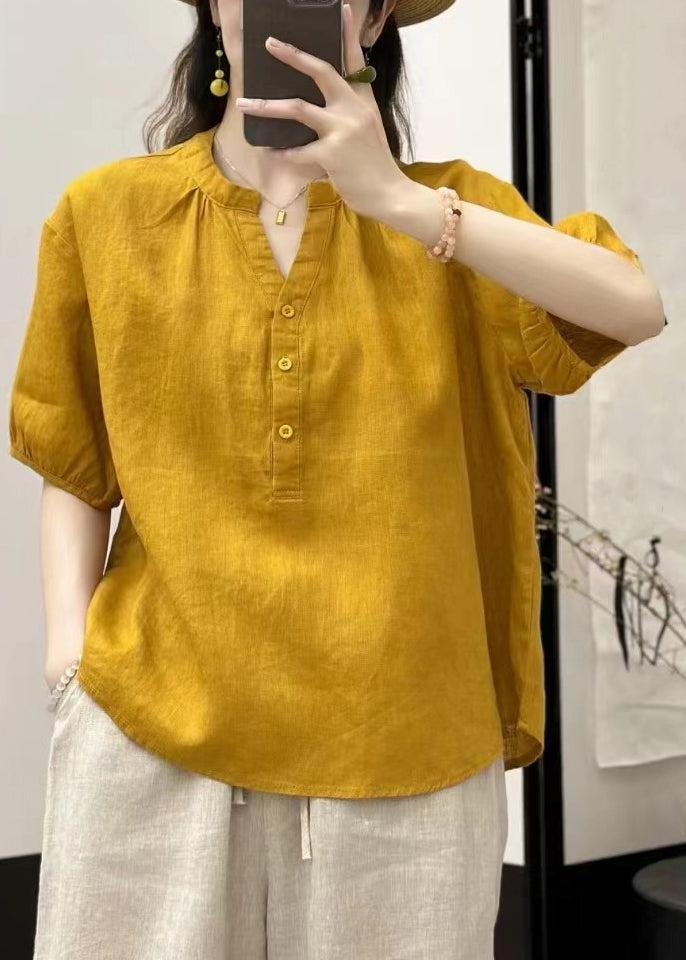 Well Tailored Blouse with a Graceful Silhouette