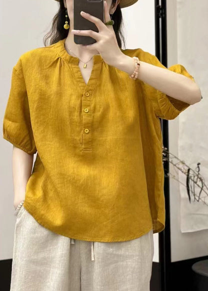 Well Tailored Blouse with a Graceful Silhouette