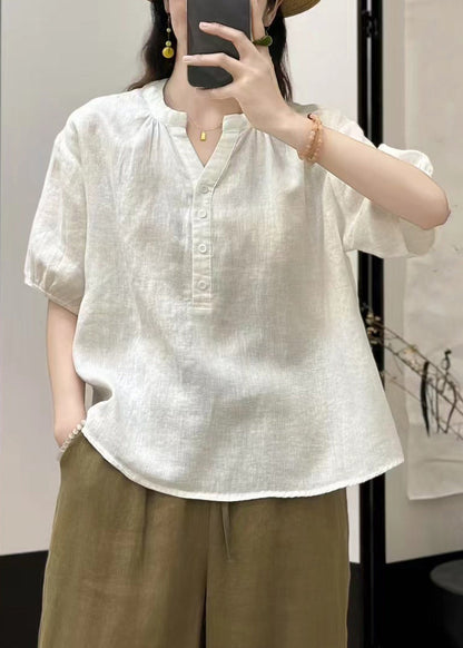 Well Tailored Blouse with a Graceful Silhouette