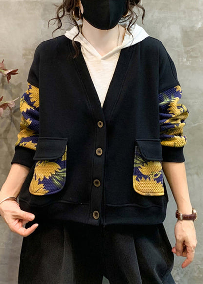 Elegantly Styled Coat for Everyday Wear