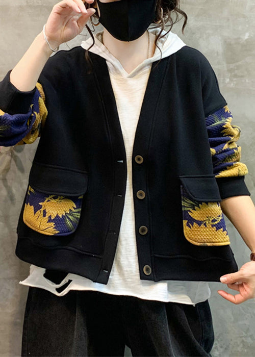 Elegantly Styled Coat for Everyday Wear