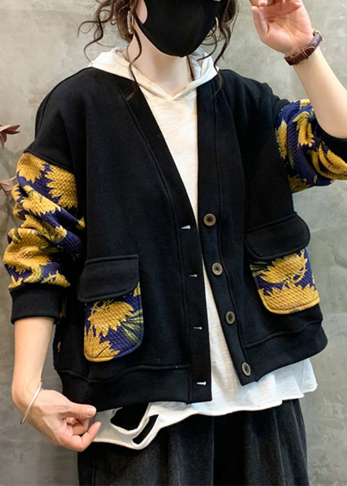 Elegantly Styled Coat for Everyday Wear