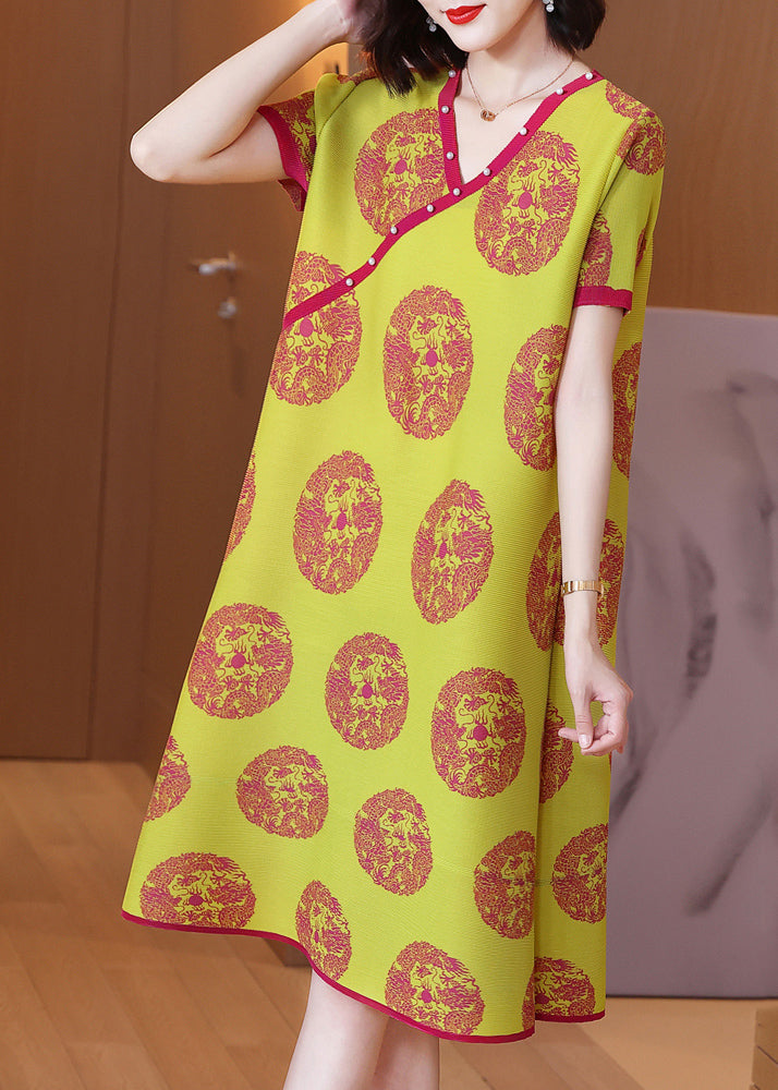 Classic Vintage Dress with a Flattering Fit