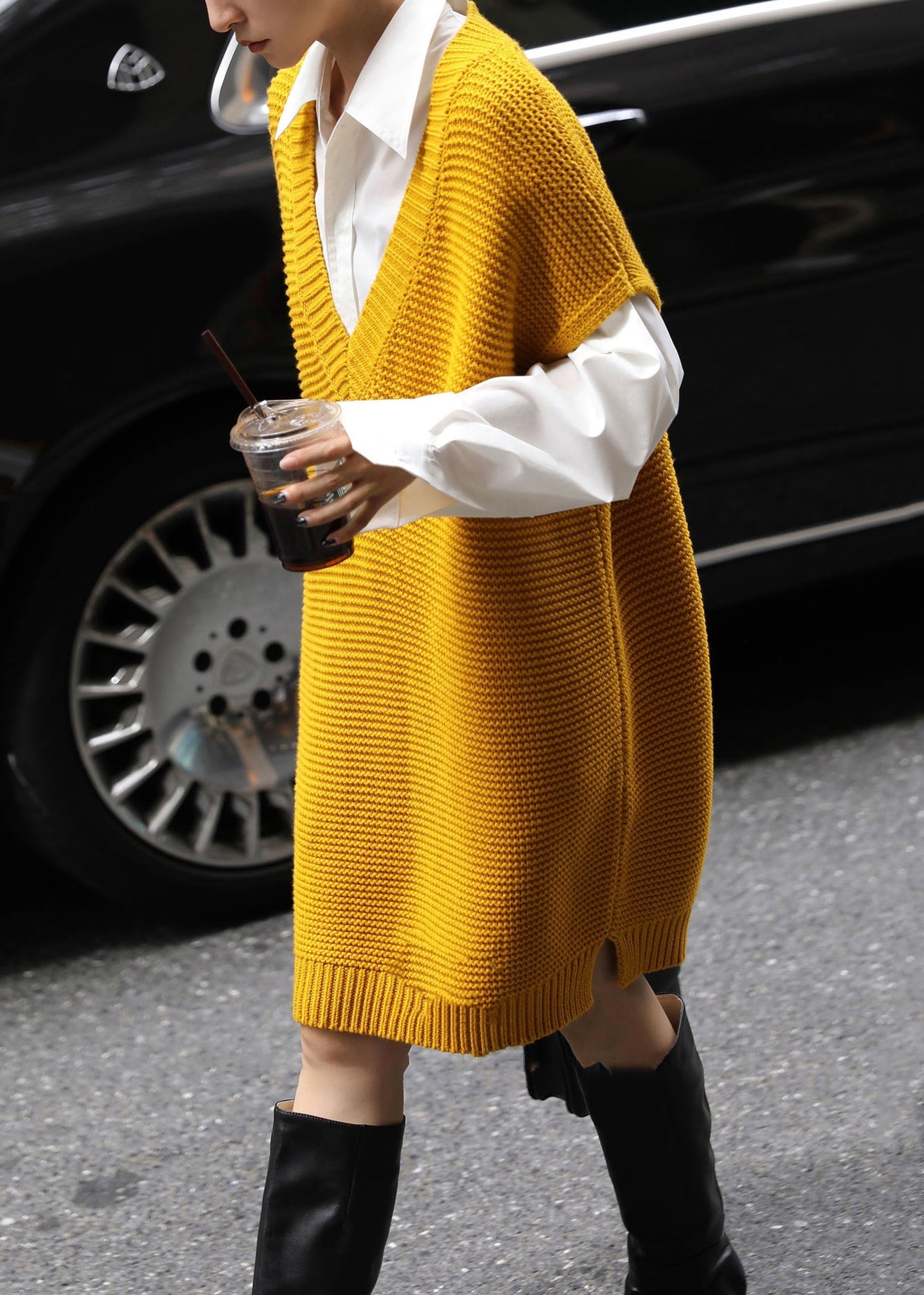 Classic Vintage Dress with a Flattering Fit