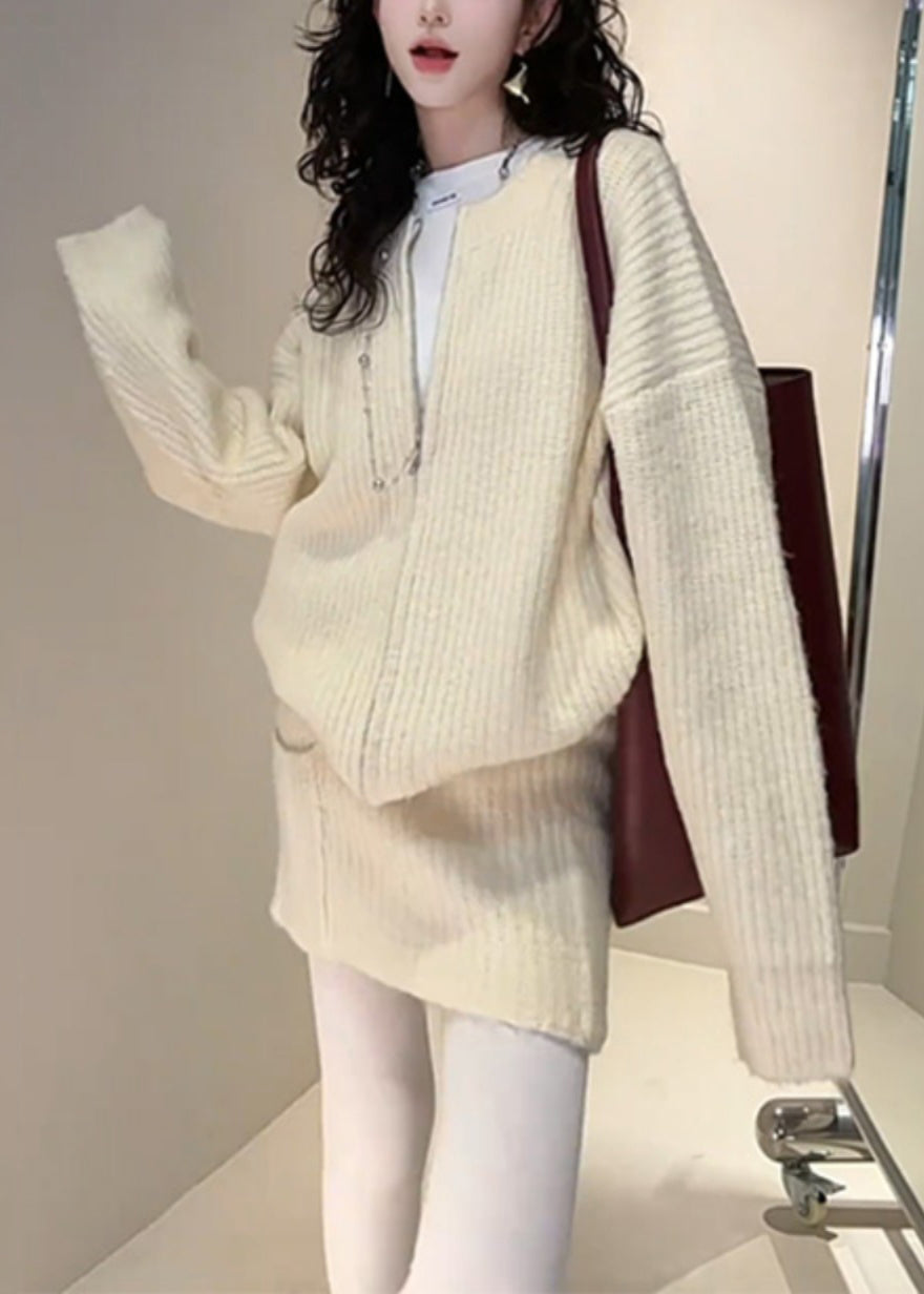 Effortlessly Elegant Cardigan with a Timeless Design