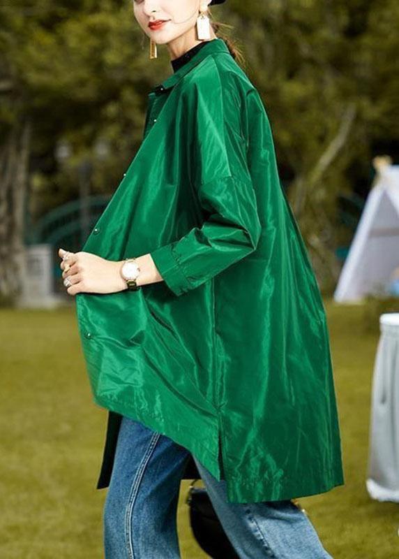 Classic Vintage Coat with a Flattering Fit
