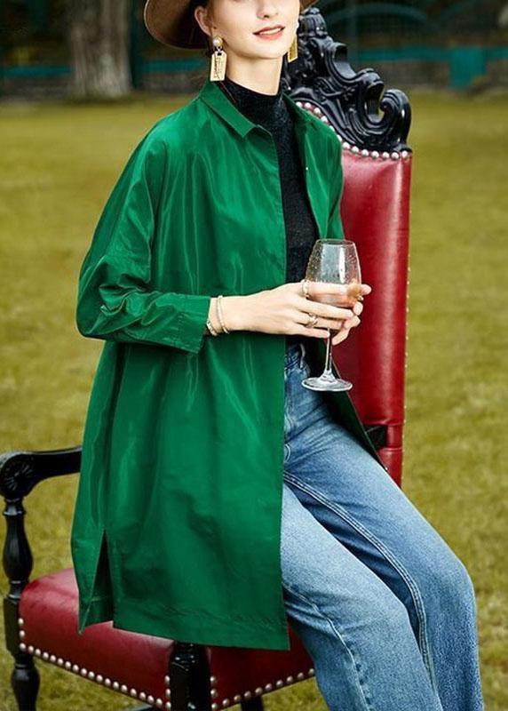 Classic Vintage Coat with a Flattering Fit