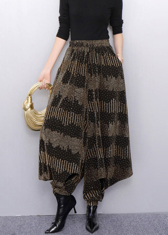 Elegantly Styled Pants for Everyday Wear