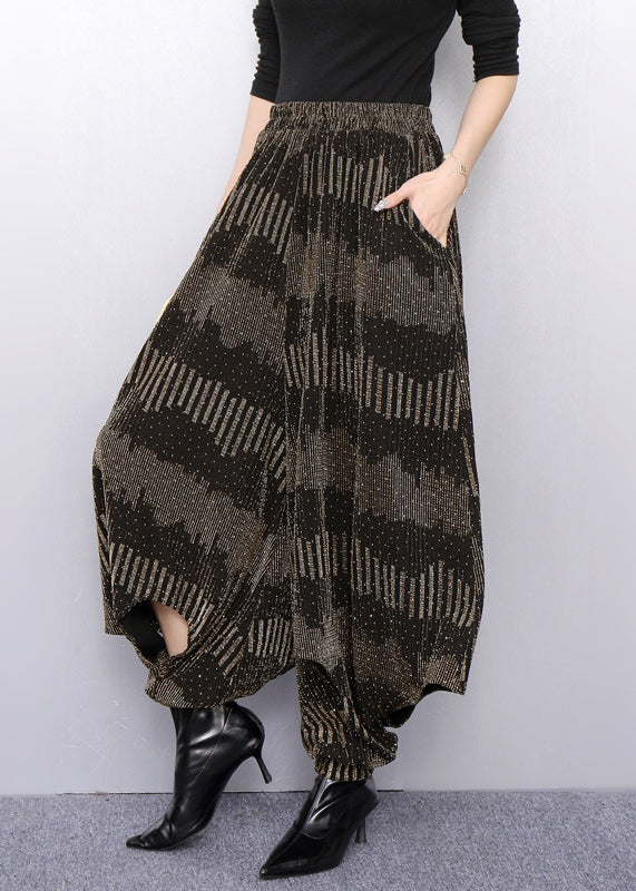 Elegantly Styled Pants for Everyday Wear