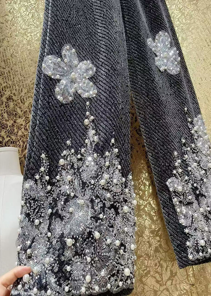 Classic Vintage Pants with a Flattering Fit