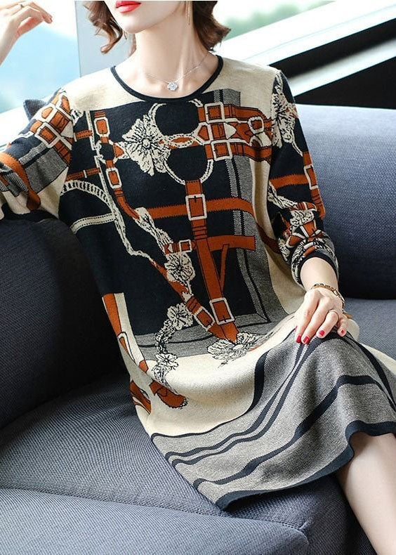 Classic Vintage Sweater with a Flattering Fit