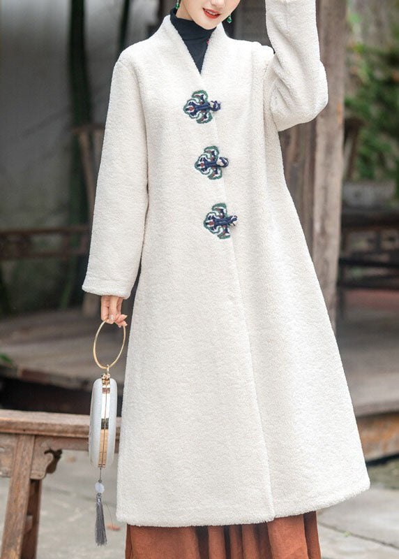 Classic Vintage Coat with a Flattering Fit