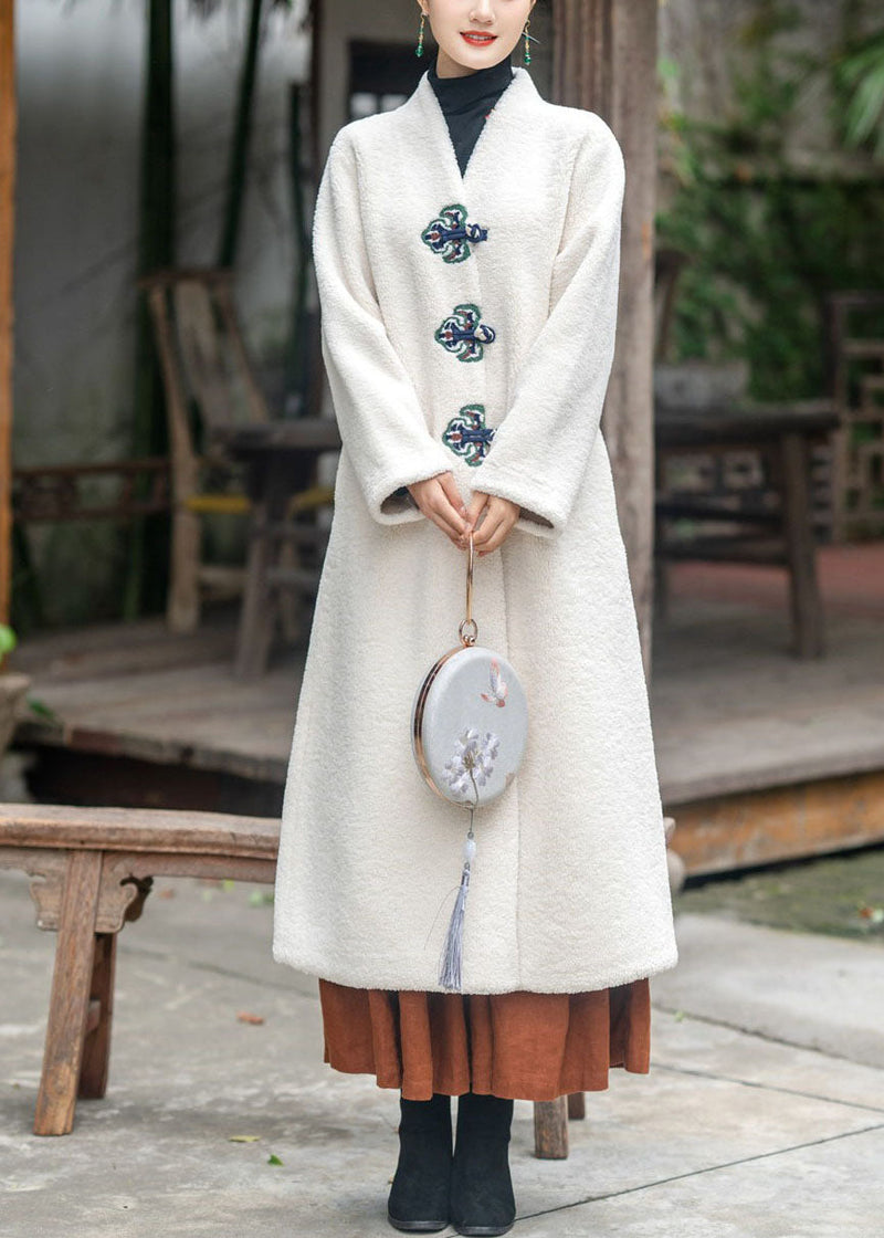 Classic Vintage Coat with a Flattering Fit