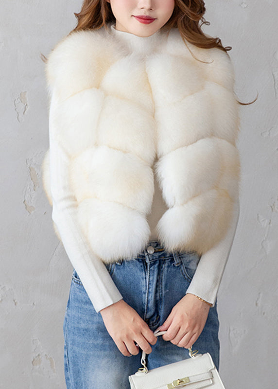 Gracefully Styled Coat for Any Occasion