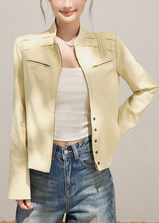 Classic Vintage Jacket with a Flattering Fit