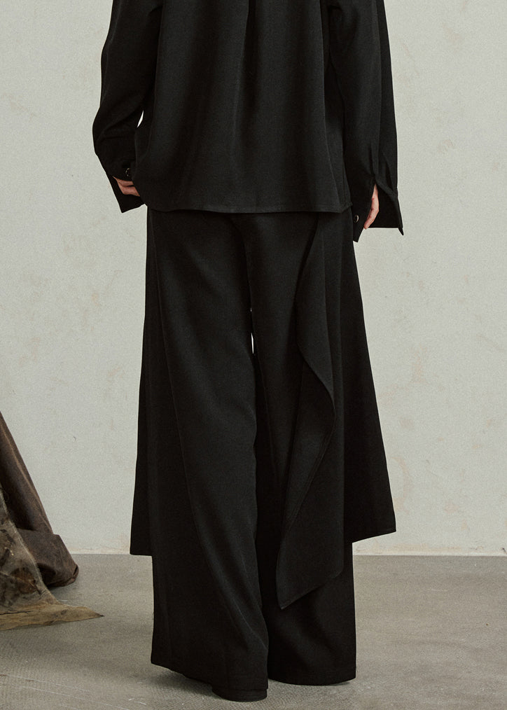 Beautifully Finished Pants in a Timeless Design