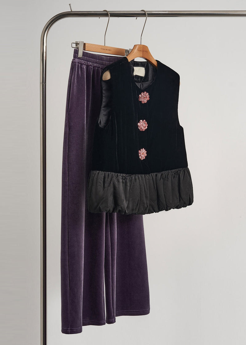 Sophisticated Garment with a Clean Classic Look