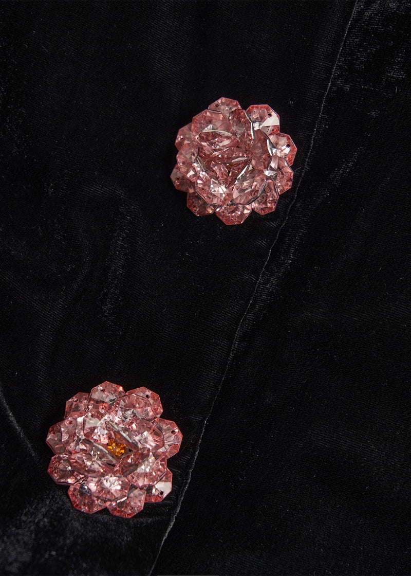 Sophisticated Garment with a Clean Classic Look