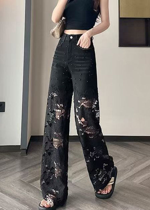Well Tailored Pants with a Graceful Silhouette