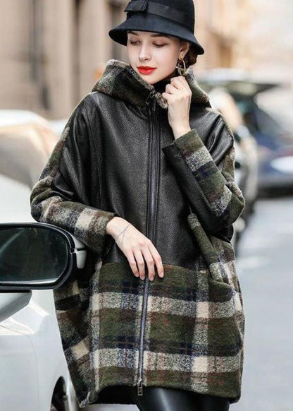 Effortlessly Elegant Coat with a Timeless Design