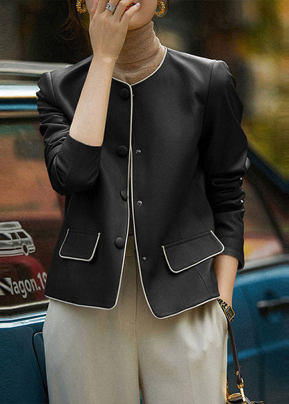 Beautifully Finished Coat in a Timeless Design