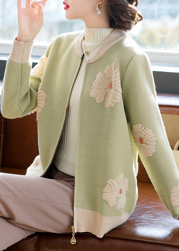 Gracefully Styled Cardigan for Any Occasion