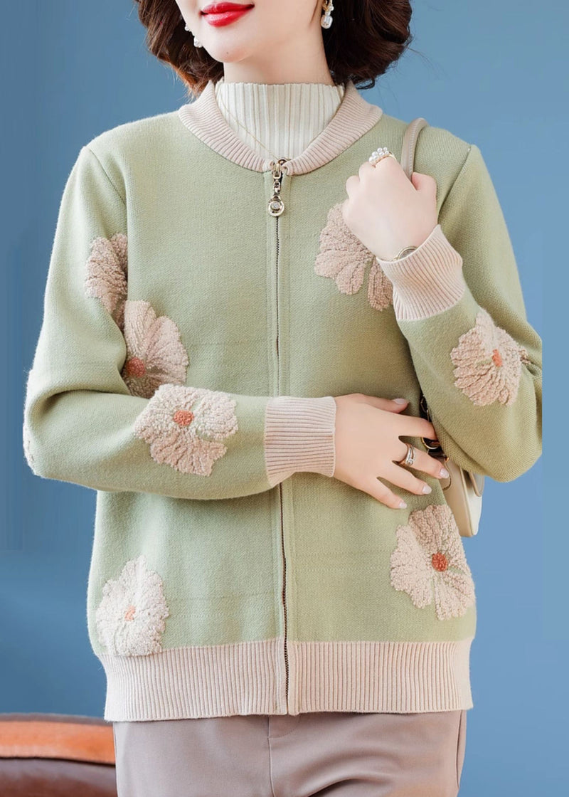 Gracefully Styled Cardigan for Any Occasion