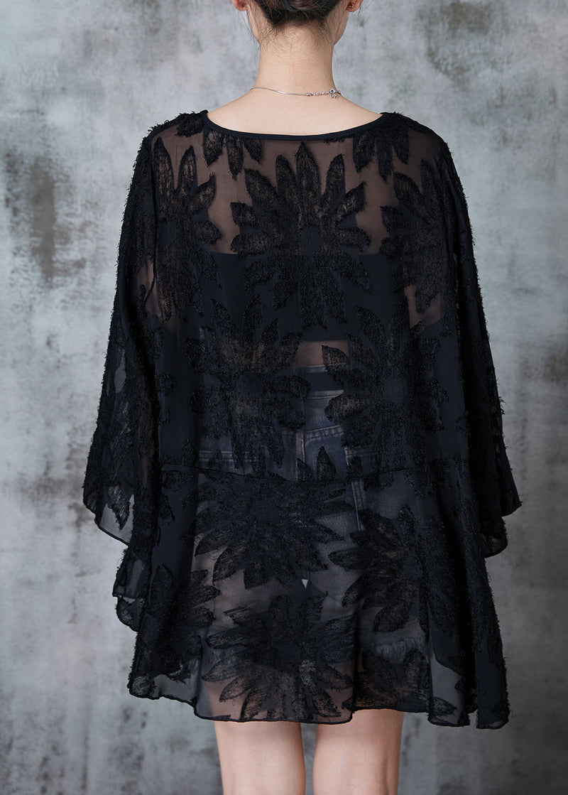 Effortlessly Elegant Blouse with a Timeless Design