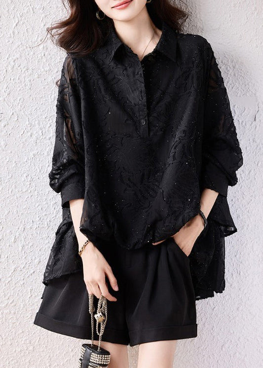 Classic Vintage Shirt with a Flattering Fit