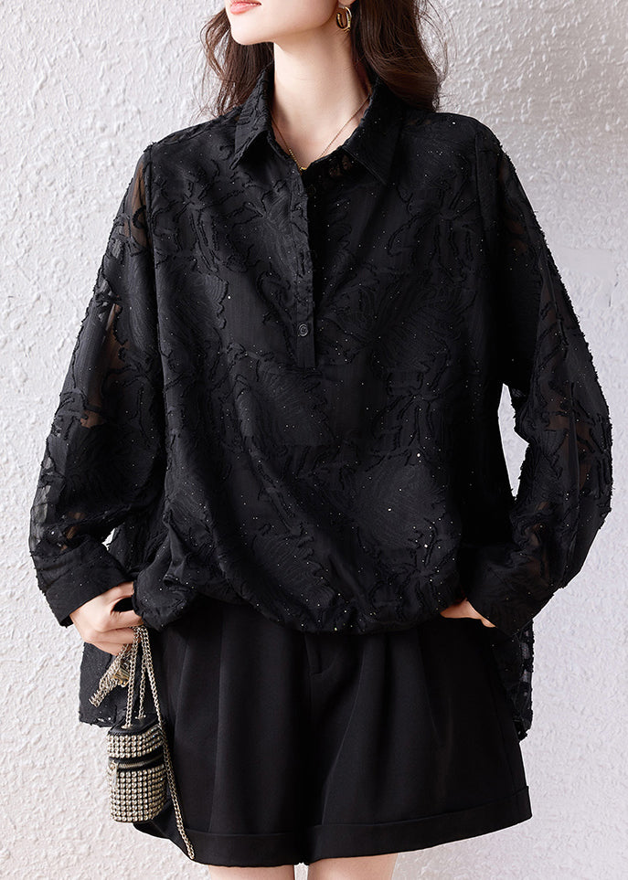 Classic Vintage Shirt with a Flattering Fit