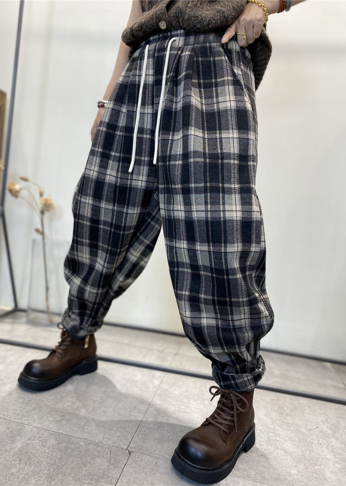 Classic Vintage Pants with a Flattering Fit