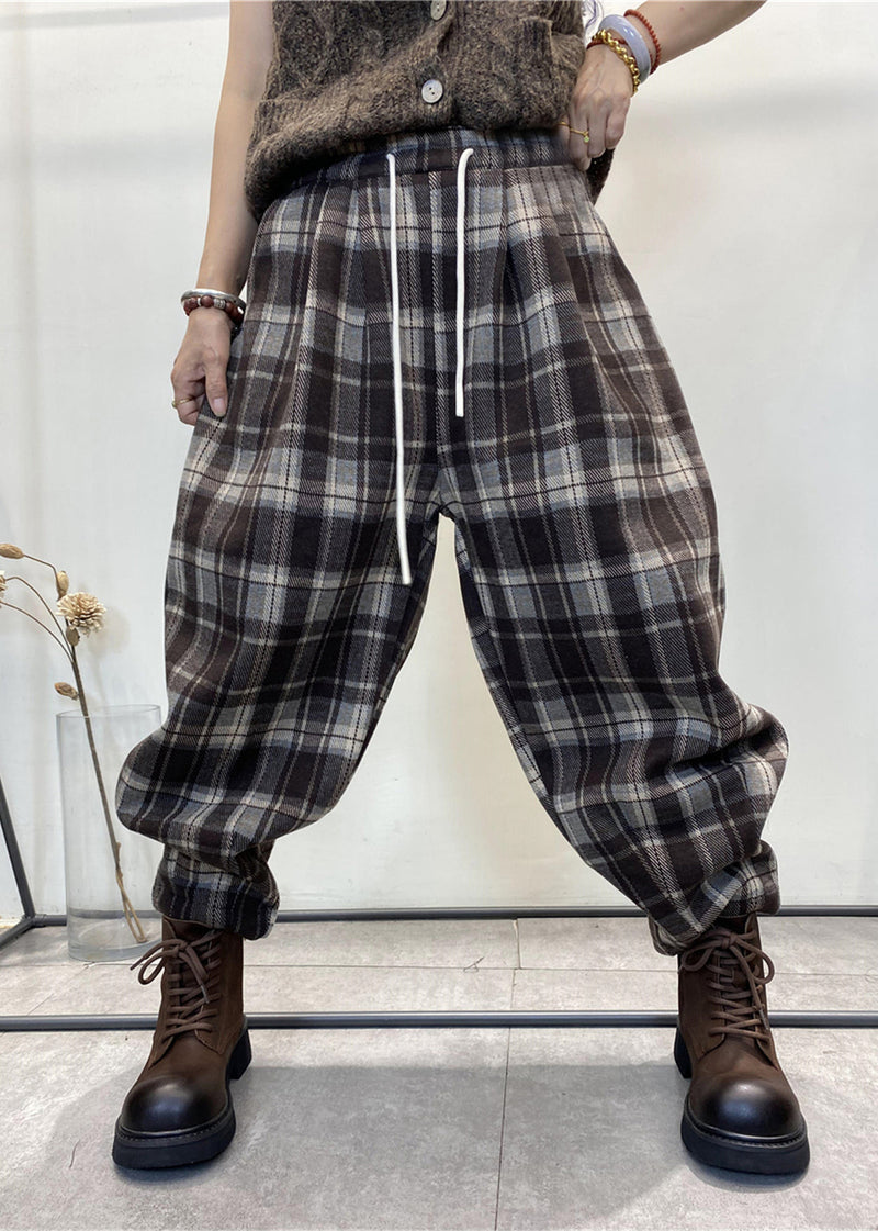 Classic Vintage Pants with a Flattering Fit