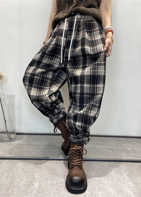 Classic Vintage Pants with a Flattering Fit