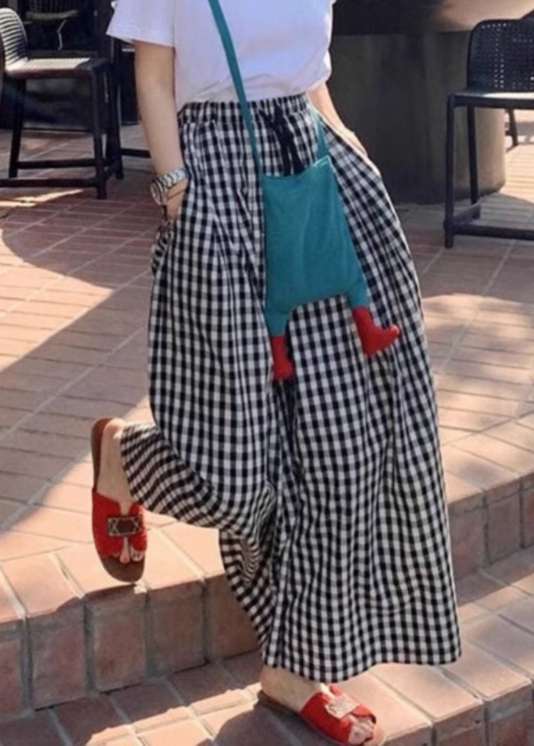 Classic Vintage Pants with a Flattering Fit