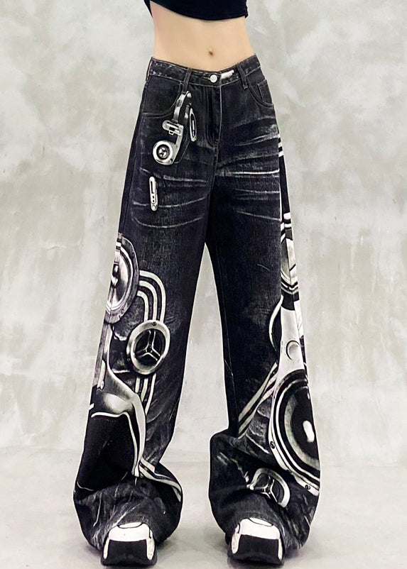 Effortlessly Elegant Pants with a Timeless Design