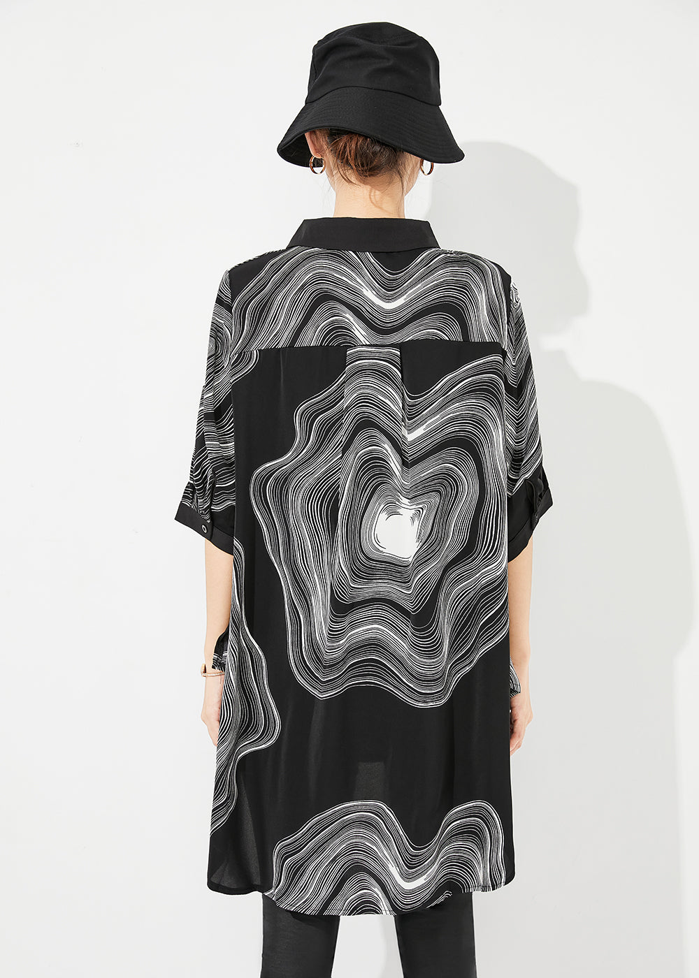 Beautifully Finished Blouse in a Timeless Design