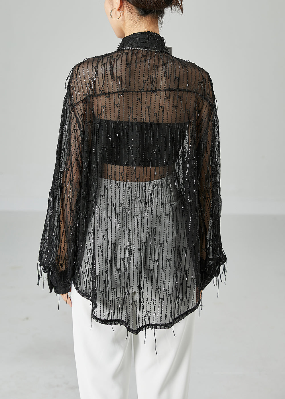 Well Tailored Shirt with a Graceful Silhouette
