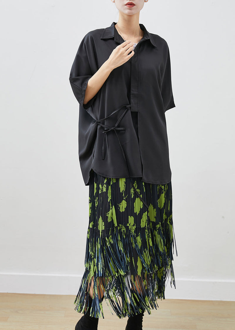 Effortlessly Elegant Garment with a Timeless Design
