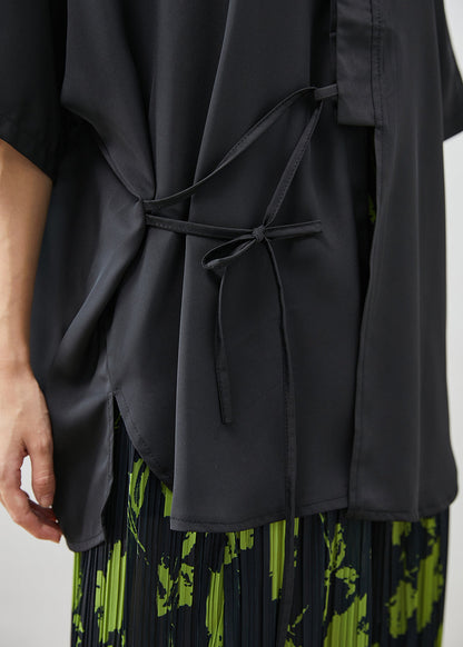 Effortlessly Elegant Garment with a Timeless Design