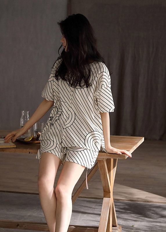 Well Tailored Garment with a Graceful Silhouette