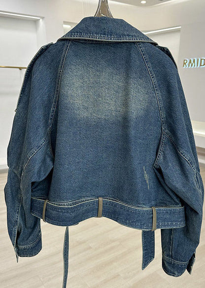 Effortlessly Elegant Coat with a Timeless Design