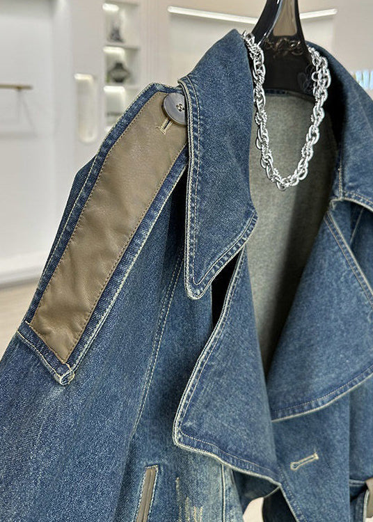 Effortlessly Elegant Coat with a Timeless Design