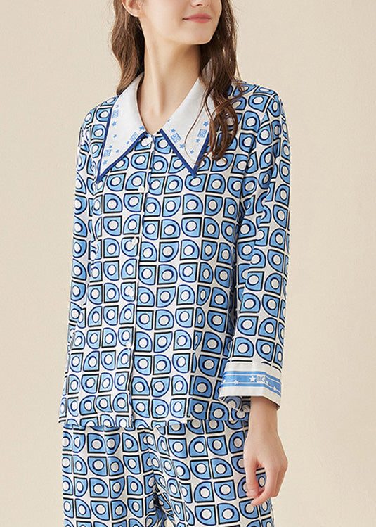 Beautifully Finished Garment in a Timeless Design