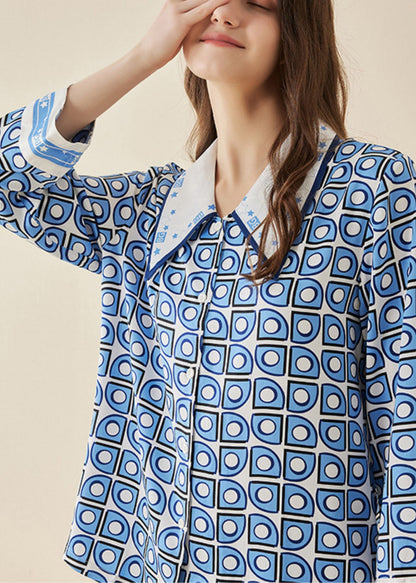 Beautifully Finished Garment in a Timeless Design