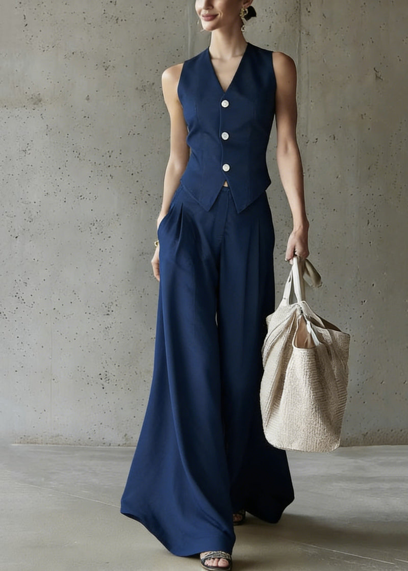 Beautifully Finished Pants in a Timeless Design