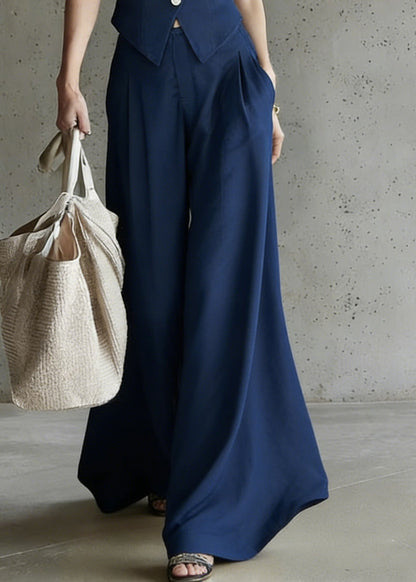 Beautifully Finished Pants in a Timeless Design